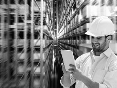 Verbesserte Systemidentifikation des ARATEC, schwingungsarme Positionsregelung, Modellbildung, Anlagenverhalten